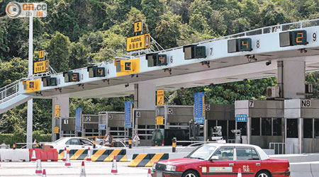 立法會議員建議大老山隧道推出空載的士回程優惠。