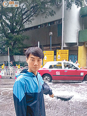 劉展鵬批評水務署未有積極解決爆水管問題，令大廈街水管「爆完再爆」。
