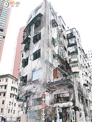 環鳳街爆炸現場昨日解封。（劉子文攝）