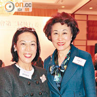 女強人雲集嘅活動，點少得香港乳癌基金會主席霍何綺華（左）及中央政策組顧問高靜芝呢？