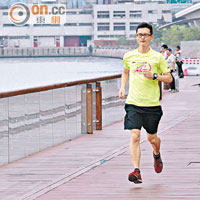 透過捐贈活動，阿裕希望推介跑步運動予受助者。