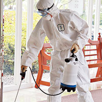 濟州島新羅飯店安排工人進行消毒。（互聯網圖片）