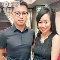 香港鐘表業總會副主席黃麗嫦（右）搵家族做錶行嘅年輕人李加和幫手，開拓瑞士名錶嘅內地網絡銷售市場。
