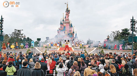 巴黎迪士尼樂園為熱門旅遊景點。（資料圖片）