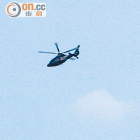 反恐演練中有直升機出動配合。