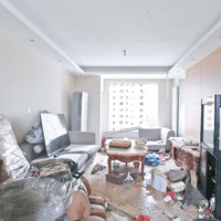 距爆炸最近的萬科海港城單位內一片凌亂。（互聯網圖片）