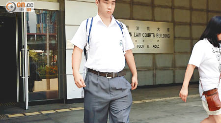 被告李俊謙認「揸大膽車」，昨判罰款及感化。