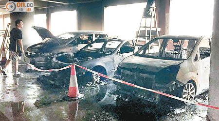 停車場內被焚毀的私家車。（讀者Reno Fung 提供）