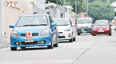 近年教車師傅人手短缺，「學神」師傅選擇少、學鐘時間難安排。