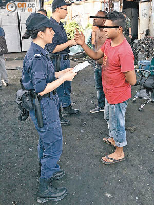 再有免遣返聲請人因當黑工而被入境處人員拘捕。