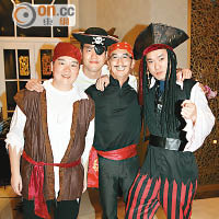 扮海盜嘅仲有蔡志婷（左起）、陳家偉、蔡少森及羅永邦。