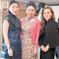 金紫荊女企業家協會主席彭芷君（中）與常務副主席林淑怡（左）及副主席李凱琪（右），認為穿着長衫出席活動是得體之選。