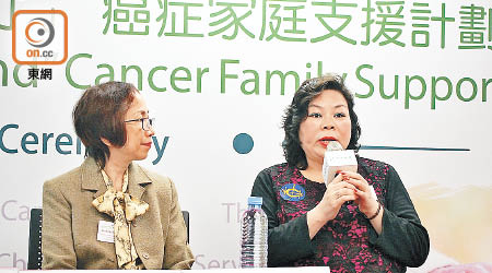 確診子宮內膜癌的黃女士（右）因化療脫髮，一度嚇怕孫兒。（受訪者提供）