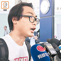 李先生：「去到福岡嗰晚，點知就有第二次大地震，好似成幢大廈都震緊，當時係有廣播，不過係日文，我都聽唔明佢講咩，見當地人走出戶外，我咪跟囉。」