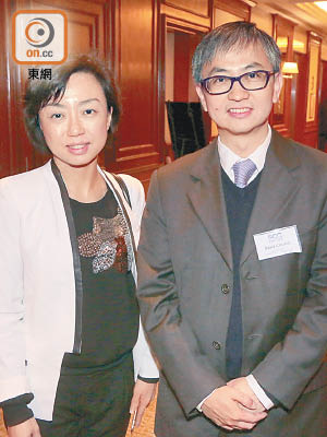 鍾偉強（右）與梁淑寶（左）一個冇物業一個有物業，投資策略好唔同。（資料圖片）