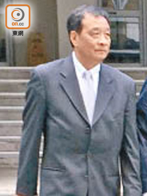 盧國華昨判緩刑。