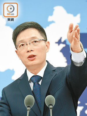 安峰山直斥兩名青政議員為港獨分子，妄圖分裂國家。