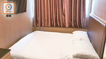 太子<br>一間提供月租的酒店，設有雙人床。