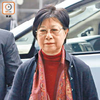 控方指曾蔭權妻子鮑笑薇（圖）在《東方日報》及《太陽報》報道後翌日即簽訂深圳豪宅的租約。