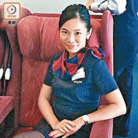 陳曼儀生前在港龍任職空姐逾三年。