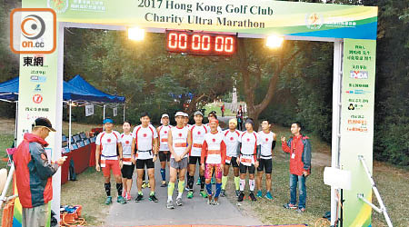 香港精神隊挑戰「十人廿四小時跑步」的世界紀錄，惜未能再創新紀錄。