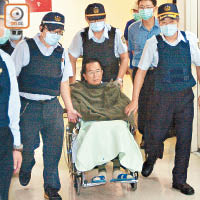 陳水扁因涉貪污及教唆偽證罪，而身陷囹圄。