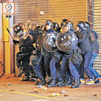 旺角暴亂造成上百名警員受傷。