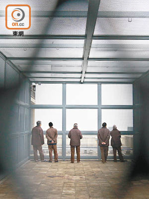 「水飯房」囚犯每日有一小時在天台活動。