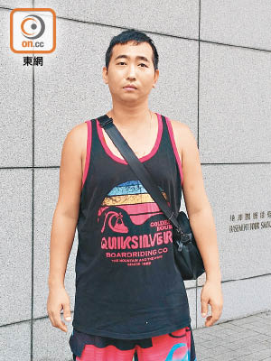 油漆工人梁偉文遭警方拘捕時受傷，他去年獲賠償約十九萬元。（資料圖片）