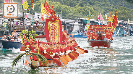 大澳每年舉行「龍舟遊涌」。（高嘉業攝）