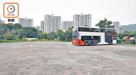 大埔工業邨旁土地「鋪塵」最少廿年，政府死撐有盡力覓地。（黃仲民攝）