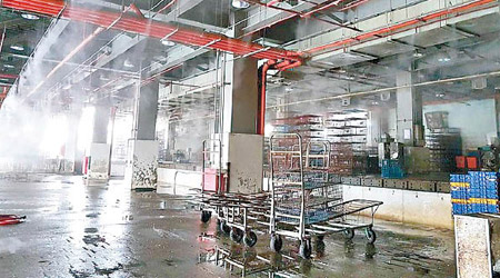 台北市家禽批發市場進行清潔消毒、停止屠宰淨空等措施。（互聯網圖片）