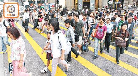 調查顯示，僅有三成七受訪香港打工仔認為退休後可安享舒適生活。