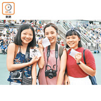 台灣旅客陳小姐（中）和林小姐（左）計劃來港時，已希望進入馬場感受氣氛。