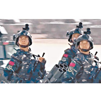 獵鷹突擊隊的武警特戰隊員參與閱兵。
