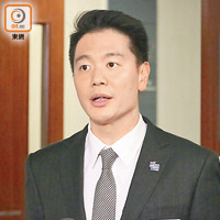 周浩鼎指游梁形容終院裁決的影響是災難，批評兩人是「輸打贏要」。