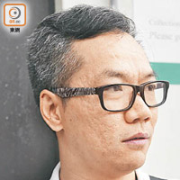 陳先生：「基本郵費加一成八算係多，依家仲有公司寄商業信件，香港郵政再咁加價法，只會令人唔想寄信。」