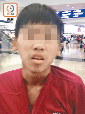 薛男遭警方以涉嫌非禮罪拘捕。