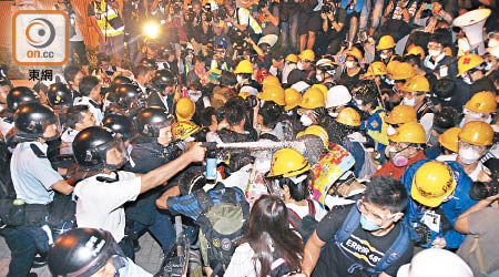 為期七十九日的佔領行動，對香港法治造成長遠而嚴重的負面影響。