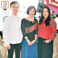 博愛總理楊亞媛（中）邀請由內地嚟香港讀書嘅世姪明道（左）及好友Lilian（右）一齊入場支持博愛。