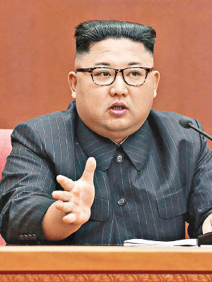 北韓領袖金正恩警告，準備好向美國發動核攻擊。