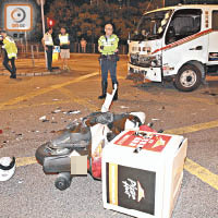 死者郭家浩所駕電單車被撞後損毀嚴重。（資料圖片）