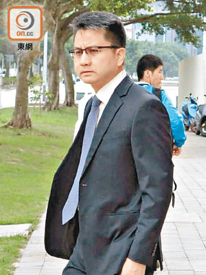 葉華雄否認收受利益等罪，案件昨日開審。