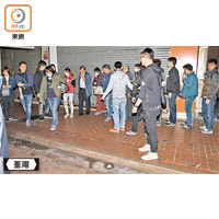 行動中警方共拘捕十六人。（葉嘉文攝）