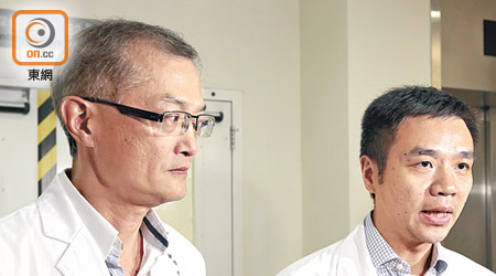 盧寵茂（左）有意聘吳國際（右）任港大深圳醫院的顧問醫生。（資料圖片）