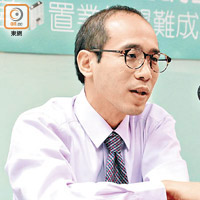 陳偉強認為建制派及民主派議員未有監察政府就虐兒問題投放更多資源。