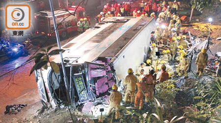 大埔公路巴士車禍導致十九名乘客死亡。（資料圖片）