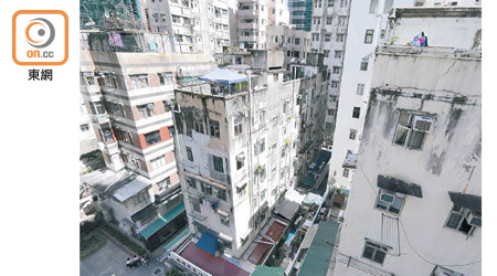 市建局以實用面積每平方呎逾二萬三千多元高價，向西營盤崇慶里／桂香街發展項目物業的業主提出收購。