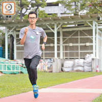 黃健裕過去參與多個本地及海外的跑步比賽，近年協助機構籌辦比賽。（受訪者提供）