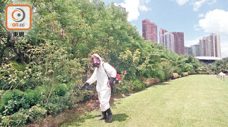 本港廣泛使用除草劑。